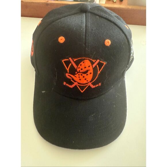 Vtg Sixth Man Men's Black Anaheim Mighty Ducks 30th Anniversary Snapback Hat OS - Picture 1 of 6